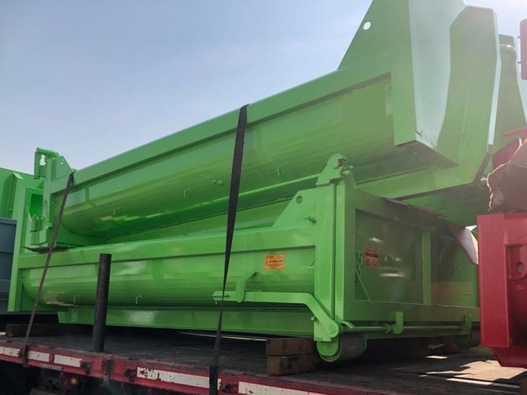 CONTAINER SCARRABILE NUOVO A CIELO APERTO - Multiliftes konténer: 4 kép. CONTAINER SCARRABILE NUOVO A CIELO APERTO - Multiliftes konténer: 4 kép.