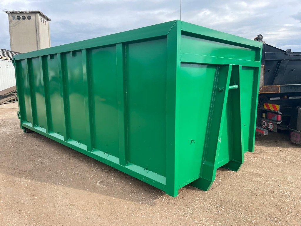 CONTAINER SCARRABILE NUOVO A CIELO APERTO - Multiliftes konténer: 3 kép. CONTAINER SCARRABILE NUOVO A CIELO APERTO - Multiliftes konténer: 3 kép.