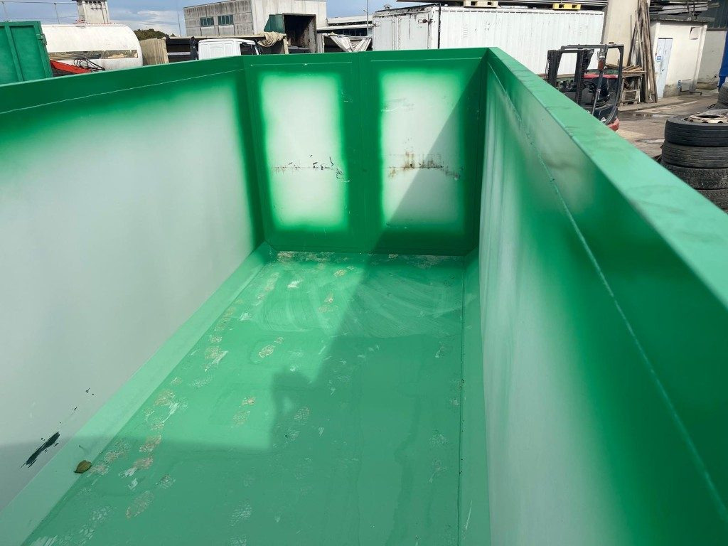CONTAINER SCARRABILE NUOVO A CIELO APERTO - Multiliftes konténer: 4 kép. CONTAINER SCARRABILE NUOVO A CIELO APERTO - Multiliftes konténer: 4 kép.
