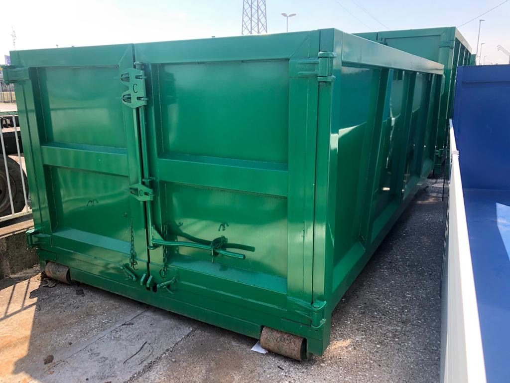 CONTAINER SCARRABILE NUOVO PER MATERIALI INGOMBRAN - Multiliftes konténer: 2 kép. CONTAINER SCARRABILE NUOVO PER MATERIALI INGOMBRAN - Multiliftes konténer: 2 kép.