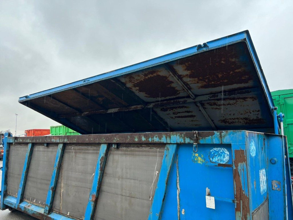 CONTAINER SCARRABILE USATO CON COPERCHIO - Multiliftes konténer: 4 kép. CONTAINER SCARRABILE USATO CON COPERCHIO - Multiliftes konténer: 4 kép.