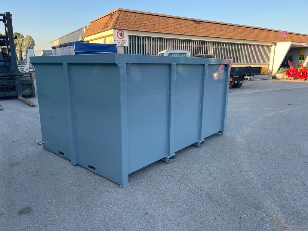 CONTENITORE PER RIFIUTI CON FODERI PER MULETTO - Multiliftes konténer: 2 kép. CONTENITORE PER RIFIUTI CON FODERI PER MULETTO - Multiliftes konténer: 2 kép.