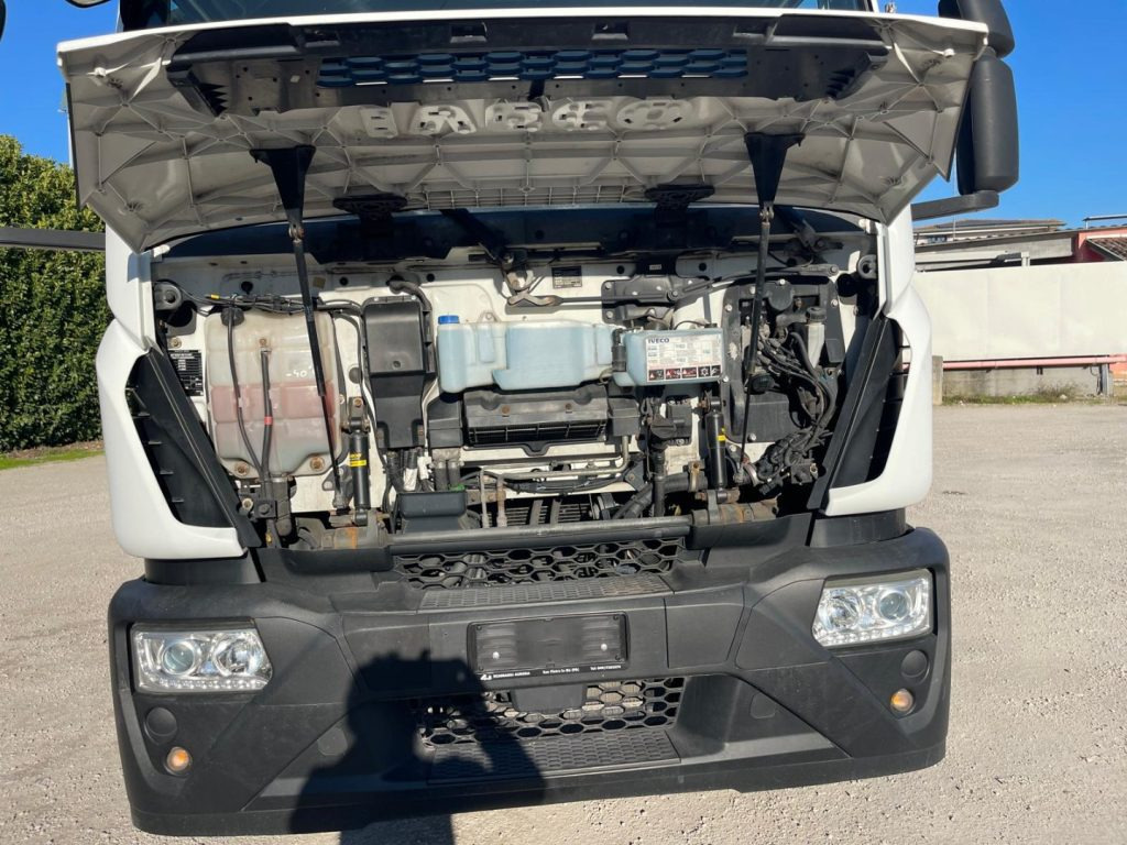 Horgos rakodó teherautó IVECO EUROCARGO 180E25 CON SCARRABILE NUOVO: 13 kép.