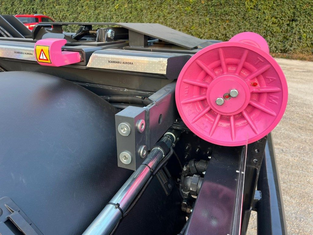 Horgos rakodó teherautó IVECO STRALIS 460 X-WAY SCARRABILE 6X4: 12 kép.