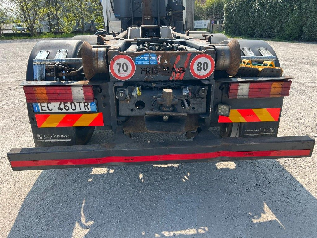 MERCEDES-BENZ MERCEDES ACTROS 25.41 SCARRABILE - Horgos rakodó teherautó: 5 kép. MERCEDES-BENZ MERCEDES ACTROS 25.41 SCARRABILE - Horgos rakodó teherautó: 5 kép.