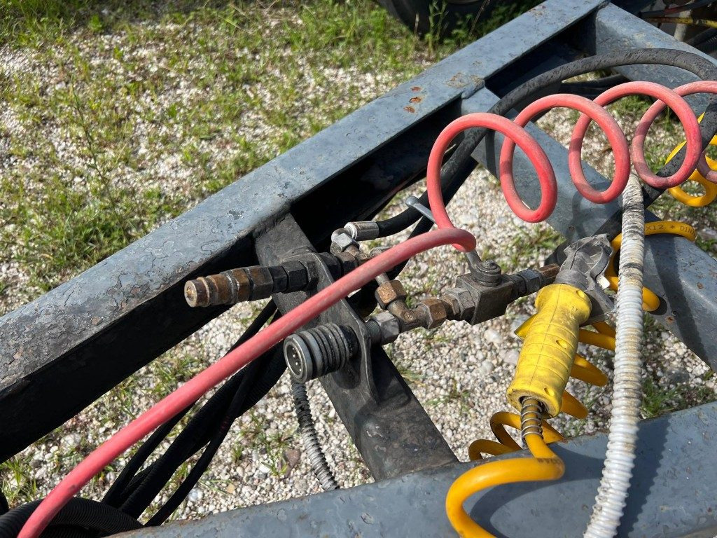 PIACENZA RIMORCHIO PIACENZA SCARRABILE BALESTRATO - Multiliftes/ Konténerszállító pótkocsi: 3 kép. PIACENZA RIMORCHIO PIACENZA SCARRABILE BALESTRATO - Multiliftes/ Konténerszállító pótkocsi: 3 kép.