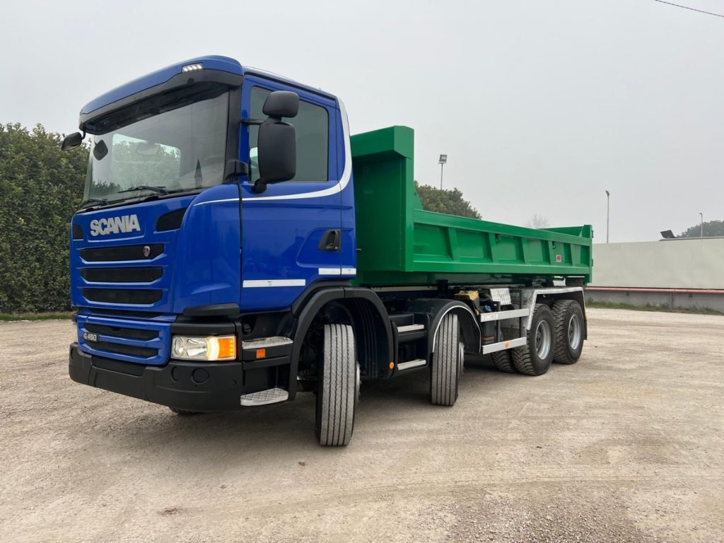 SCANIA G450 SCARRABILE - Horgos rakodó teherautó: 1 kép. SCANIA G450 SCARRABILE - Horgos rakodó teherautó: 1 kép.