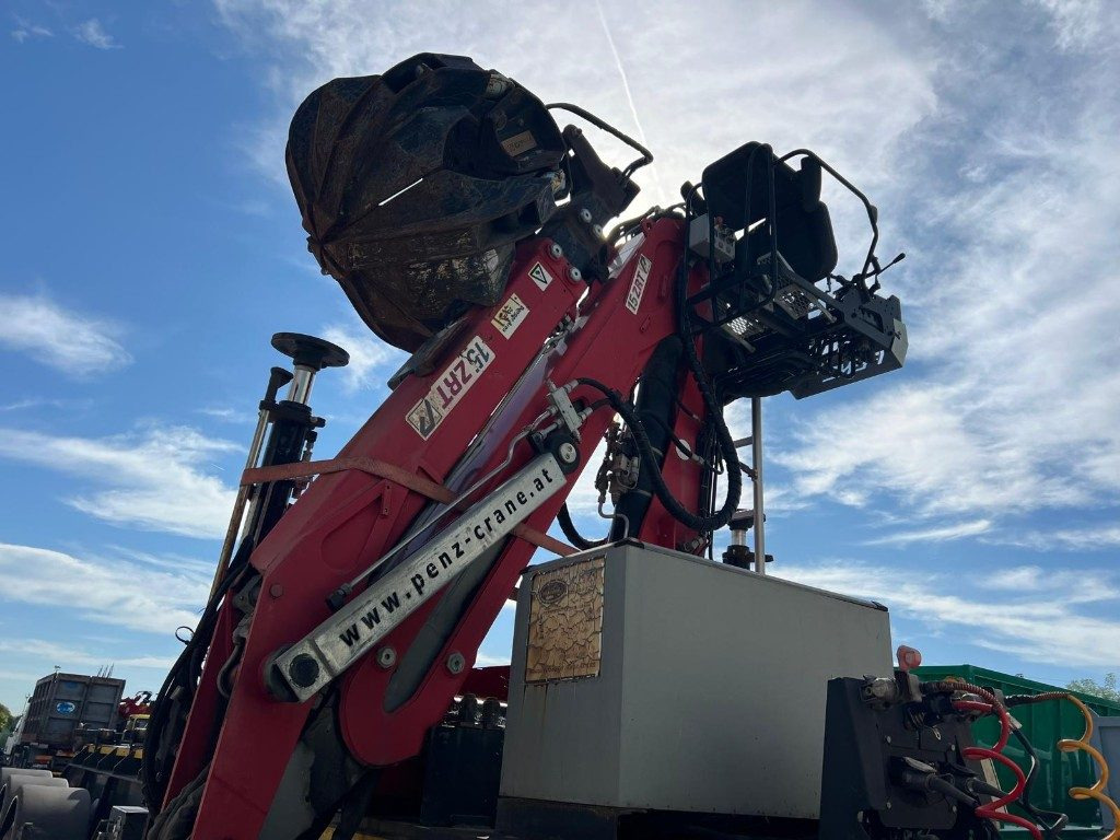 TECNOKAR SEMIRIMORCHIO TECNOKAR SCARRABILE CON GRU - Félpótkocsi cserefelépítményes: 4 kép. TECNOKAR SEMIRIMORCHIO TECNOKAR SCARRABILE CON GRU - Félpótkocsi cserefelépítményes: 4 kép.