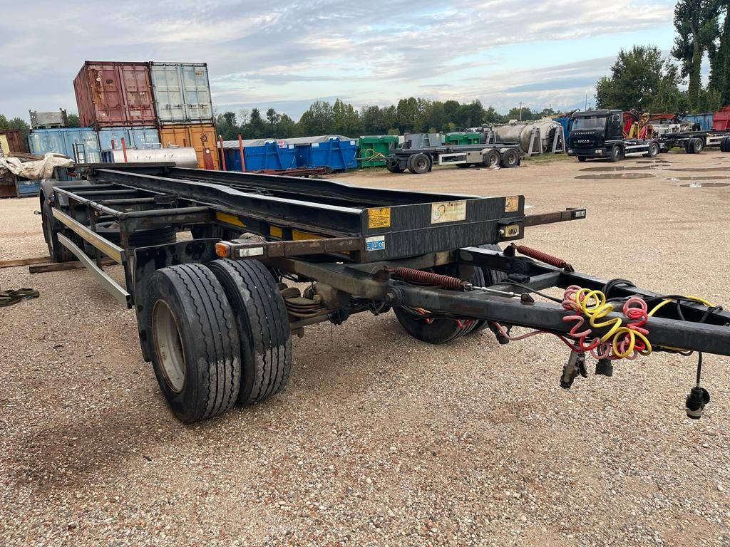 ZORZI RIMORCHIO ZORZI 20R070 SCARRABILE BALESTRATO - Multiliftes/ Konténerszállító pótkocsi: 5 kép. ZORZI RIMORCHIO ZORZI 20R070 SCARRABILE BALESTRATO - Multiliftes/ Konténerszállító pótkocsi: 5 kép.