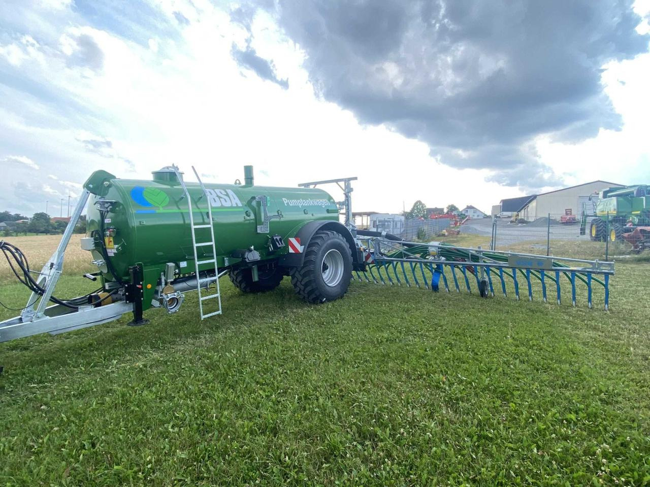 BSA PTW 9 Einachser - Szippantó tartálykocsi: 3 kép. BSA PTW 9 Einachser - Szippantó tartálykocsi: 3 kép.