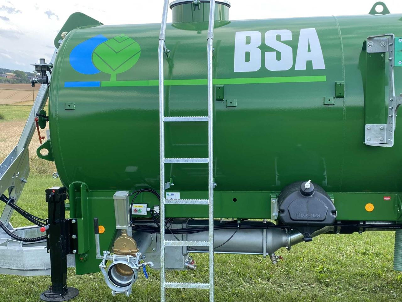 Új Műtrágyaszóró gép BSA PTW 9E mit Bomech 12: 8 kép.
