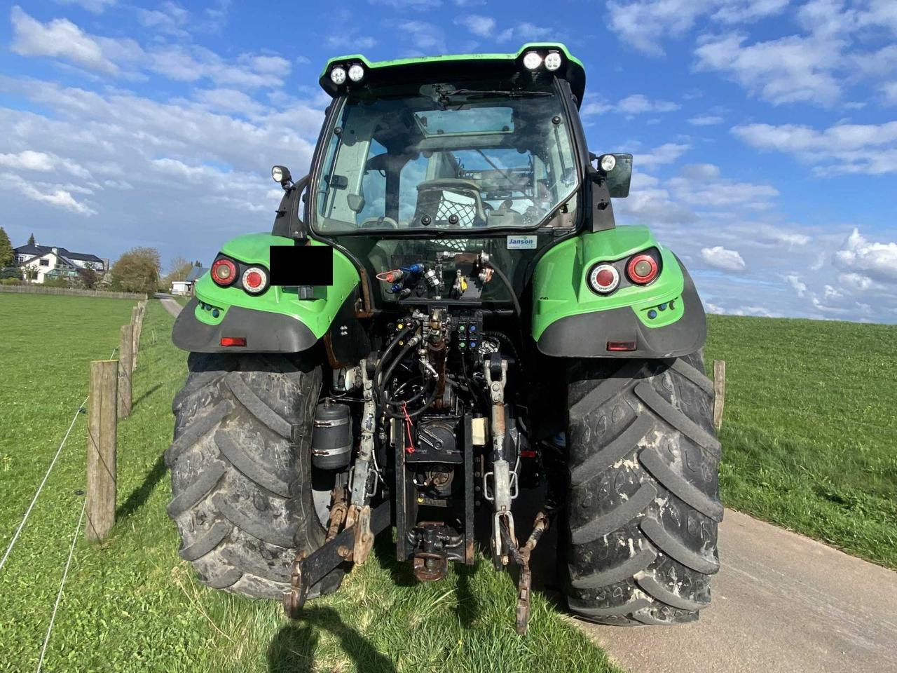 Deutz-Fahr 6150.4 Agrotron TTV - Traktor: 5 kép. Deutz-Fahr 6150.4 Agrotron TTV - Traktor: 5 kép.