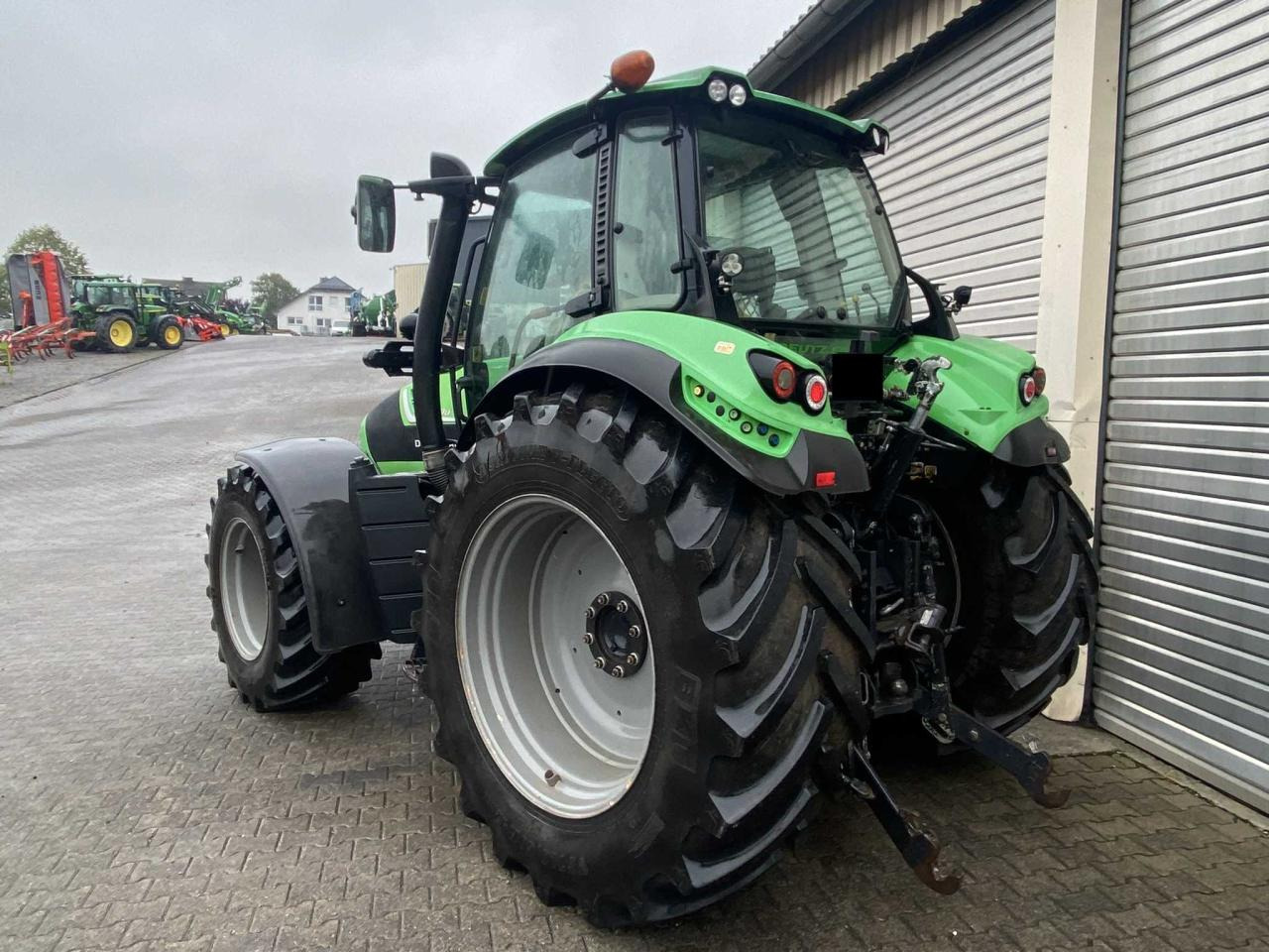 Deutz-Fahr 6190 Agrotron TTV - Traktor: 4 kép. Deutz-Fahr 6190 Agrotron TTV - Traktor: 4 kép.