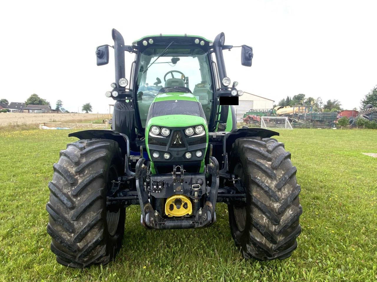 Deutz-Fahr 6190 Agrotron TTV - Traktor: 5 kép. Deutz-Fahr 6190 Agrotron TTV - Traktor: 5 kép.