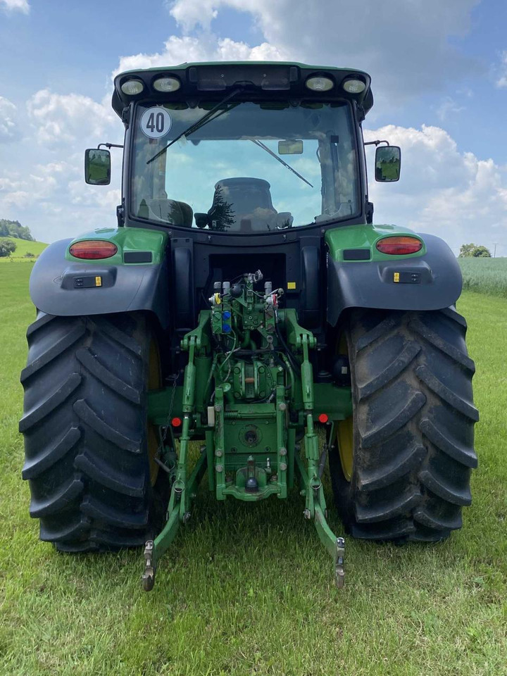 John Deere 6140 R - Traktor: 5 kép. John Deere 6140 R - Traktor: 5 kép.