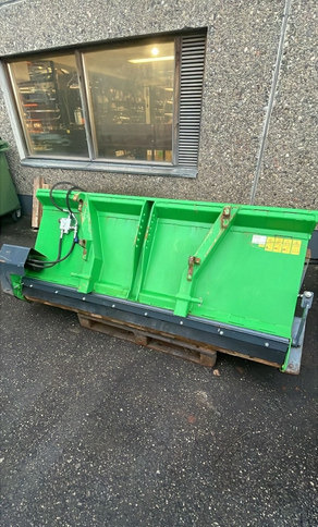 SamiHiekoituskauha - Homok-/ Sószóró: 1 kép. SamiHiekoituskauha - Homok-/ Sószóró: 1 kép.