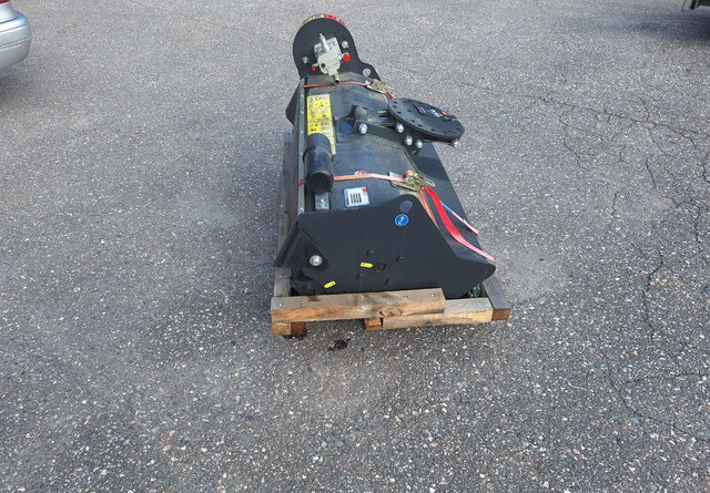 Seppi MH3 125cm Kampanja ! - Szárzúzó: 5 kép. Seppi MH3 125cm Kampanja ! - Szárzúzó: 5 kép.