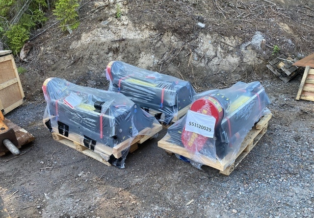 Seppi MH7 ja SMO-H3-125 - Szárzúzó: 5 kép. Seppi MH7 ja SMO-H3-125 - Szárzúzó: 5 kép.