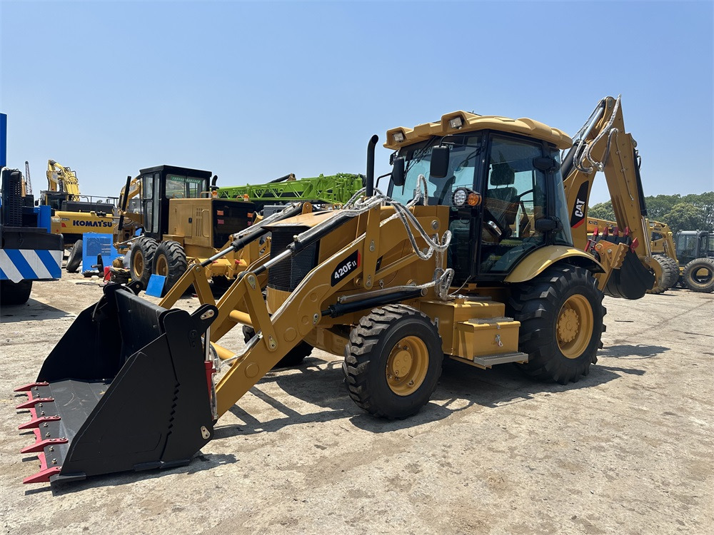 CATERPILLAR 420F 420f2 416e 428f 430F Used Backhoe Loader - Kotrórakodó: 4 kép. CATERPILLAR 420F 420f2 416e 428f 430F Used Backhoe Loader - Kotrórakodó: 4 kép.