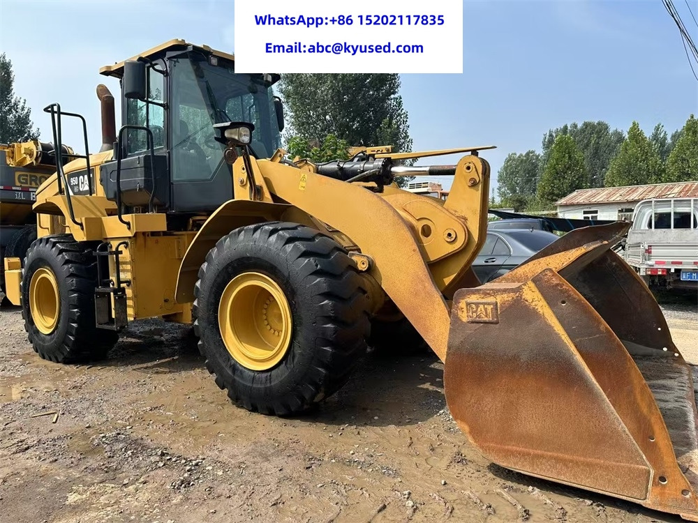 CATERPILLAR 950GC 966H 980H 950H 988G 950G 966F 966G 966F2 - Gumikerekes homlokrakodó: 3 kép. CATERPILLAR 950GC 966H 980H 950H 988G 950G 966F 966G 966F2 - Gumikerekes homlokrakodó: 3 kép.