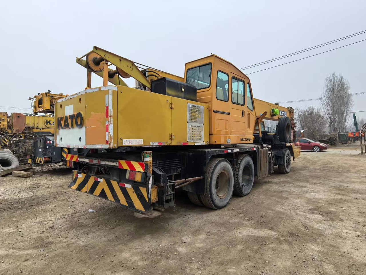 KATO NK250E NK300E NK400E NK500E NK800 NK1000 25ton 30 ton 40 ton 50 ton 80 ton truck crane - Autódaru: 4 kép. KATO NK250E NK300E NK400E NK500E NK800 NK1000 25ton 30 ton 40 ton 50 ton 80 ton truck crane - Autódaru: 4 kép.
