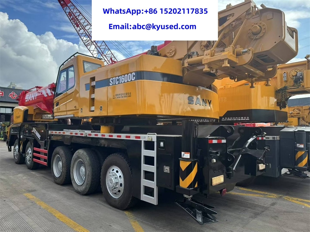 SANY STC1000 STC1300 STC1600 100T 130T 160TON TRUCK MOBILE CRANE - Autódaru: 3 kép. SANY STC1000 STC1300 STC1600 100T 130T 160TON TRUCK MOBILE CRANE - Autódaru: 3 kép.