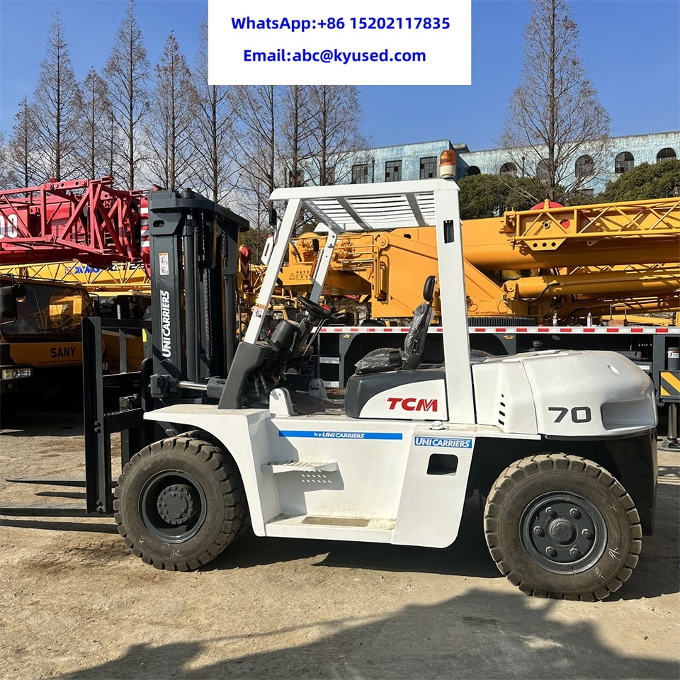 TCM FD70 - Dízel targonca: 4 kép. TCM FD70 - Dízel targonca: 4 kép.