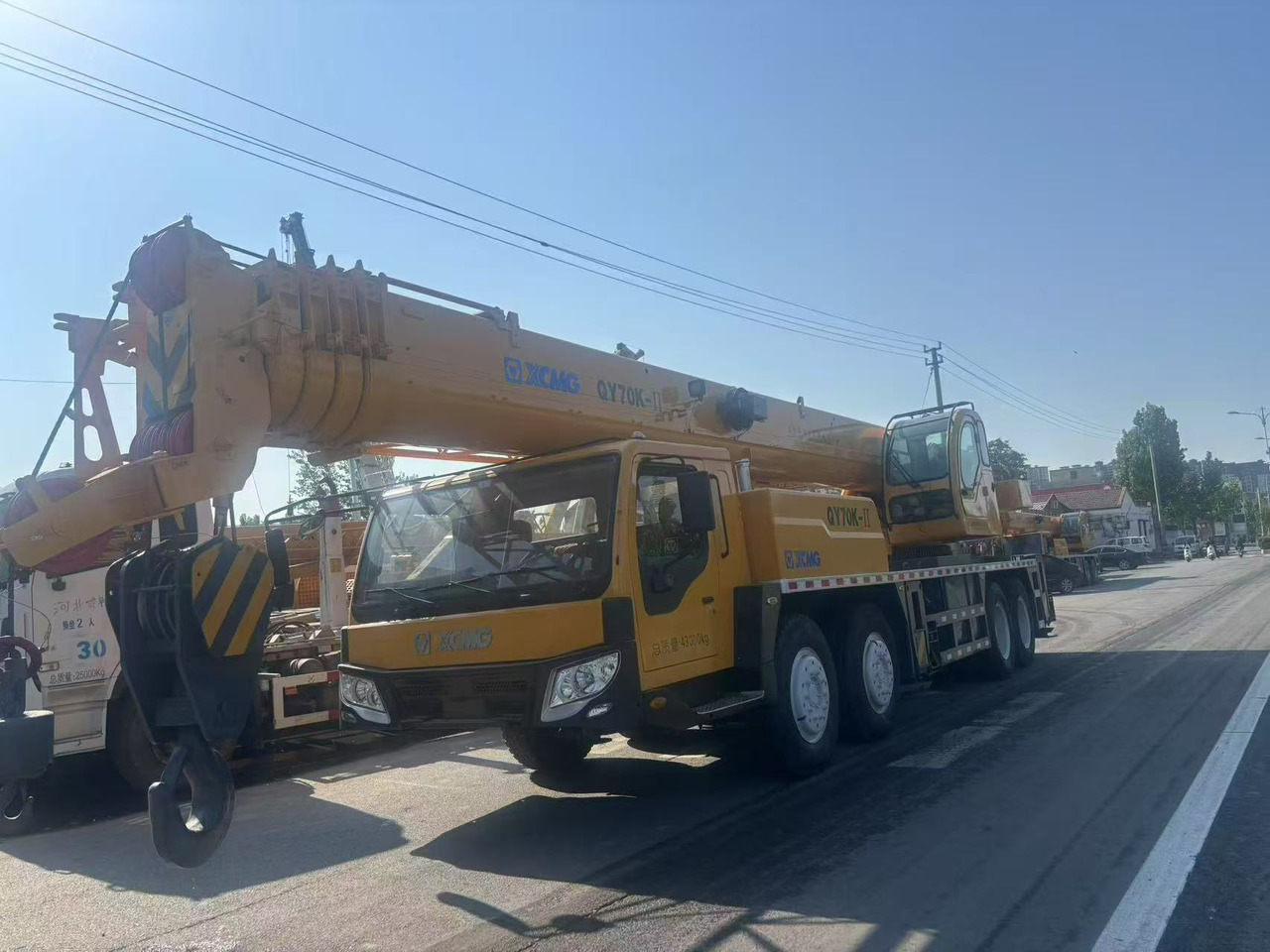 XCMG QY70KC 70TON QY70K QY70K-II QY70KA QY70K-1 xcmg qy75k - Autódaru: 4 kép. XCMG QY70KC 70TON QY70K QY70K-II QY70KA QY70K-1 xcmg qy75k - Autódaru: 4 kép.