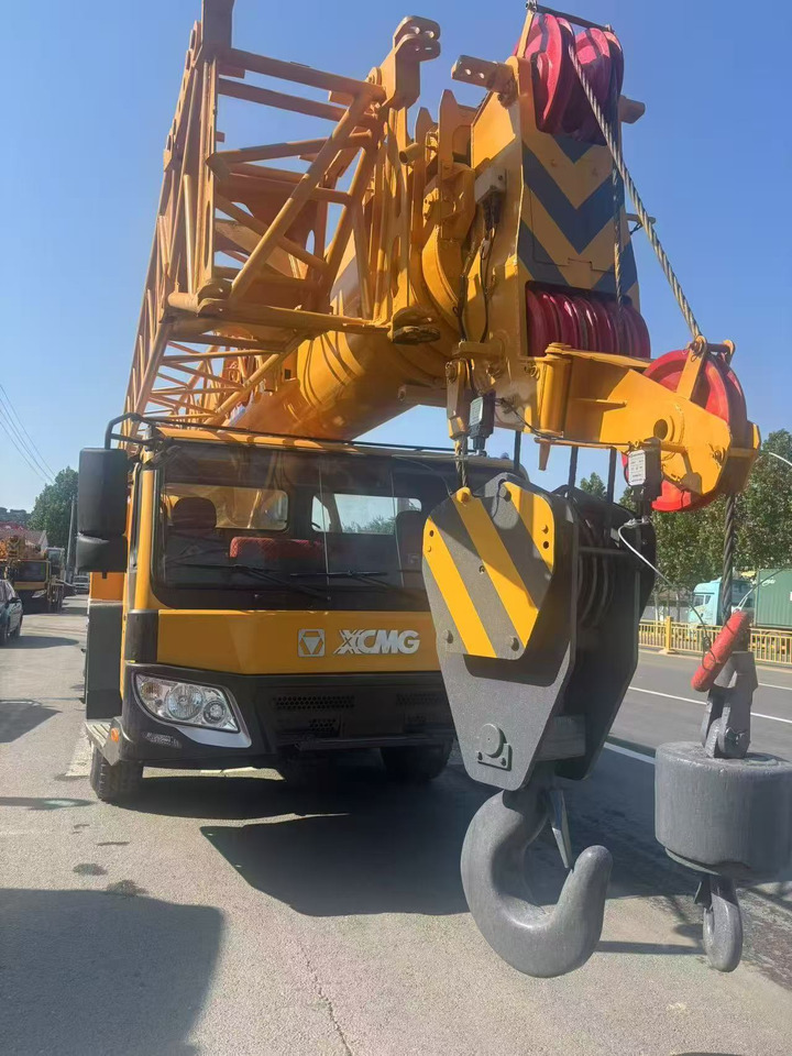 XCMG QY70KC 70TON QY70K QY70K-II QY70KA QY70K-1 xcmg qy75k - Autódaru: 5 kép. XCMG QY70KC 70TON QY70K QY70K-II QY70KA QY70K-1 xcmg qy75k - Autódaru: 5 kép.