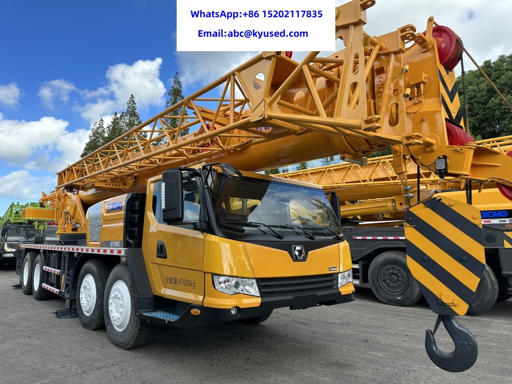 XCMG QY70KC XCT70 QY70KA 70TON 50TON 25TON 80TON - Autódaru: 2 kép. XCMG QY70KC XCT70 QY70KA 70TON 50TON 25TON 80TON - Autódaru: 2 kép.