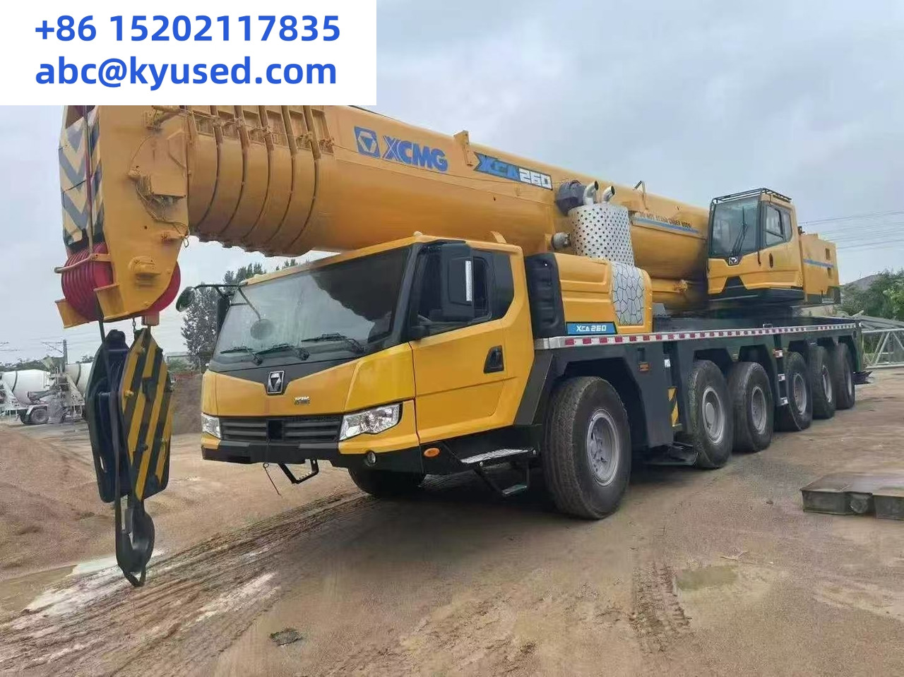 XCMG XCA300 XCA260 300ton 260ton 250ton 220ton 200ton 180ton used crane - Terepjáró autódaru: 1 kép. XCMG XCA300 XCA260 300ton 260ton 250ton 220ton 200ton 180ton used crane - Terepjáró autódaru: 1 kép.