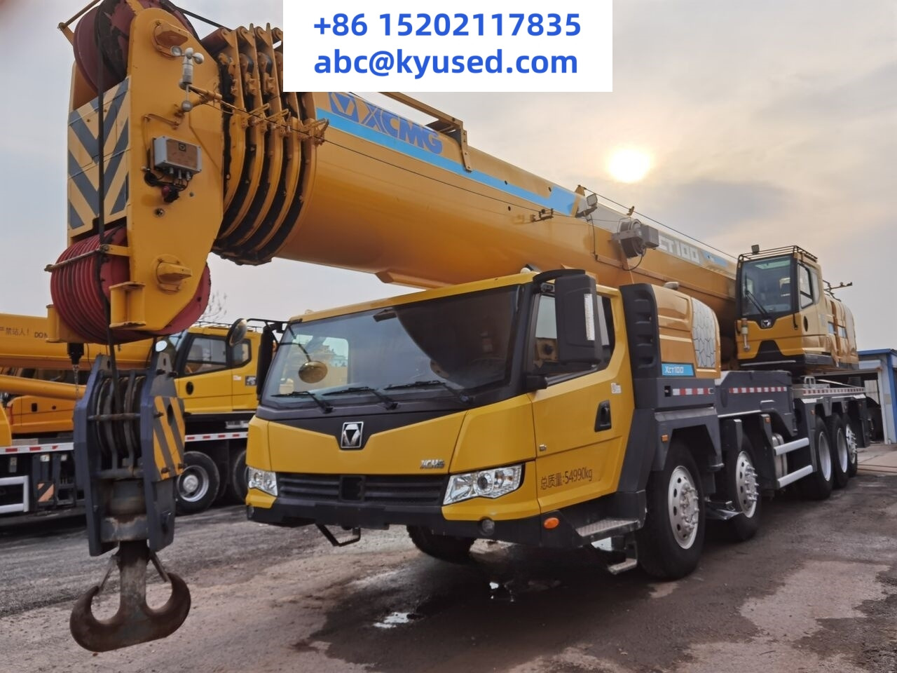 XCMG XCT100 100T crane - Autódaru: 1 kép. XCMG XCT100 100T crane - Autódaru: 1 kép.