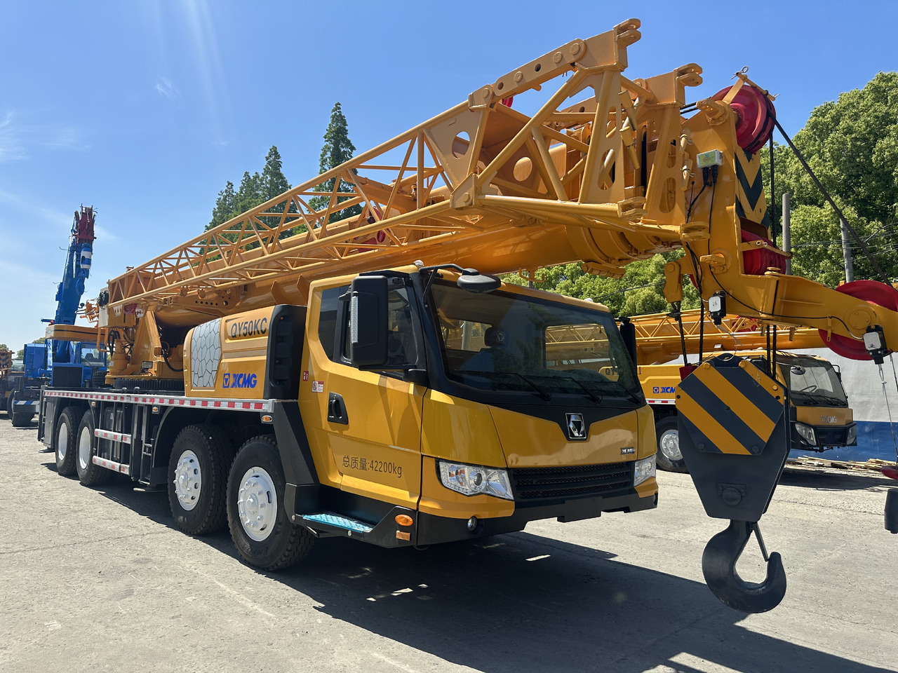 XCMG qy50kc qy50k xct55 qy55kc qy25k5c 50ton 55 ton 70 ton 85 ton 90 ton 100 ton 110 ton 130 ton truck crane - Autódaru: 2 kép. XCMG qy50kc qy50k xct55 qy55kc qy25k5c 50ton 55 ton 70 ton 85 ton 90 ton 100 ton 110 ton 130 ton truck crane - Autódaru: 2 kép.