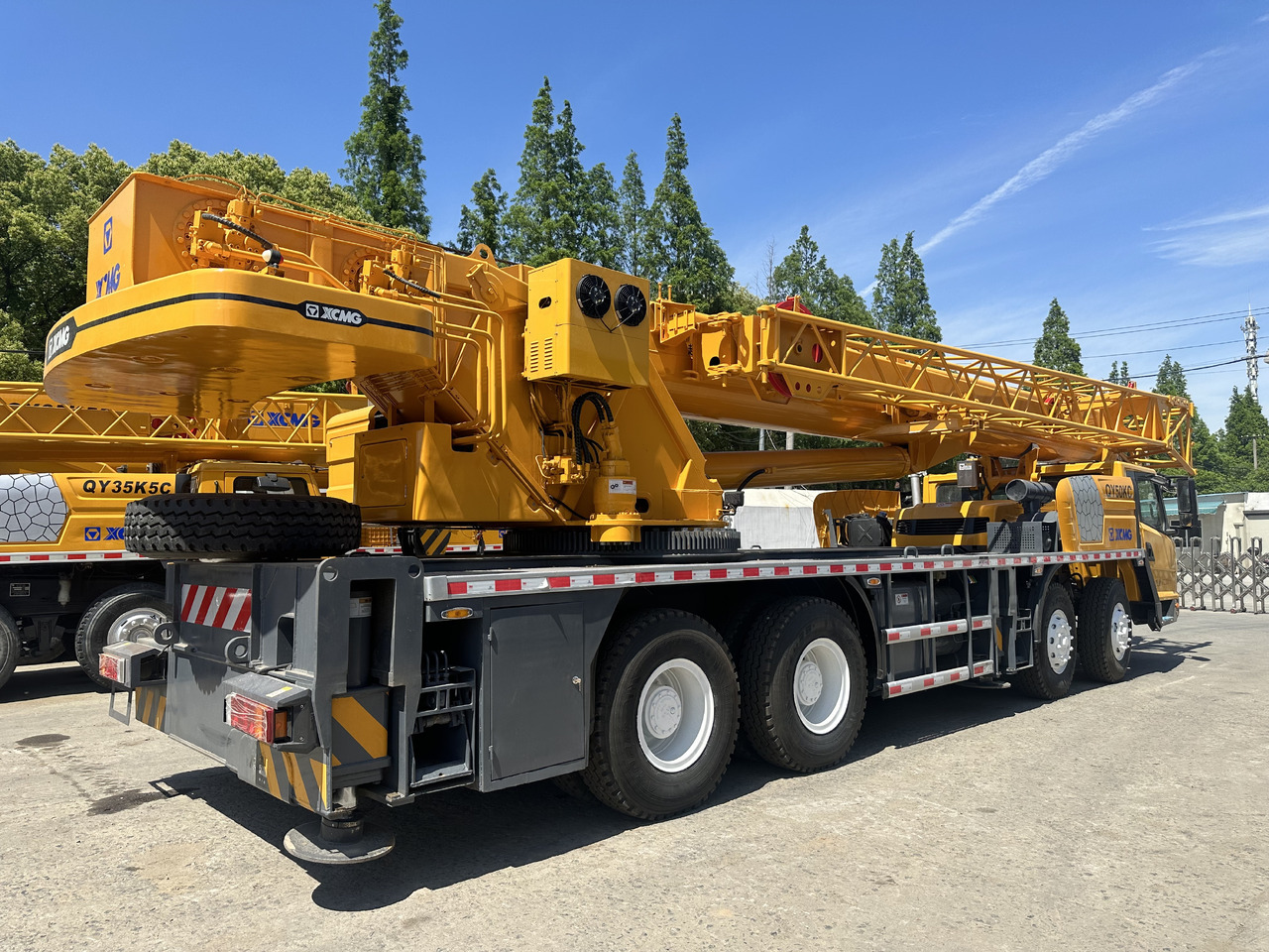 XCMG qy50kc qy50k xct55 qy55kc qy25k5c 50ton 55 ton 70 ton 85 ton 90 ton 100 ton 110 ton 130 ton truck crane - Autódaru: 3 kép. XCMG qy50kc qy50k xct55 qy55kc qy25k5c 50ton 55 ton 70 ton 85 ton 90 ton 100 ton 110 ton 130 ton truck crane - Autódaru: 3 kép.