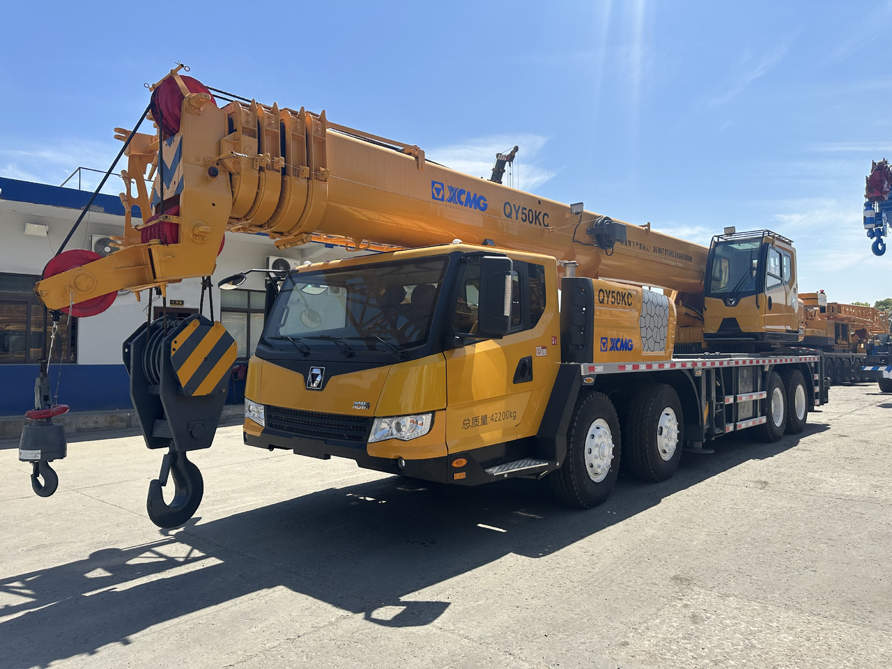 XCMG qy50kc xct55 qy55kc qy25k5c 50ton 55 ton 70 ton 85 ton 90 ton 100 ton 110 ton 130 ton truck crane - Autódaru: 4 kép. XCMG qy50kc xct55 qy55kc qy25k5c 50ton 55 ton 70 ton 85 ton 90 ton 100 ton 110 ton 130 ton truck crane - Autódaru: 4 kép.