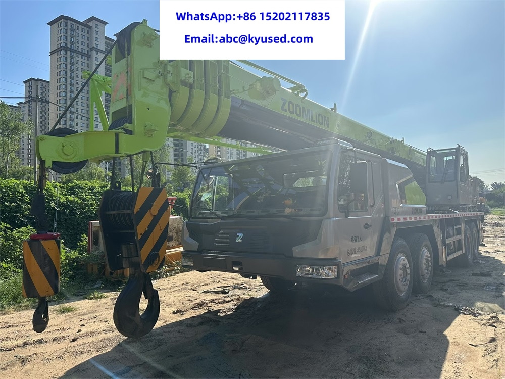 ZOOMLION QY70V ZTC700V QY75V ZTC800V 50TON 70TON 80TON CRANE - Autódaru: 2 kép. ZOOMLION QY70V ZTC700V QY75V ZTC800V 50TON 70TON 80TON CRANE - Autódaru: 2 kép.
