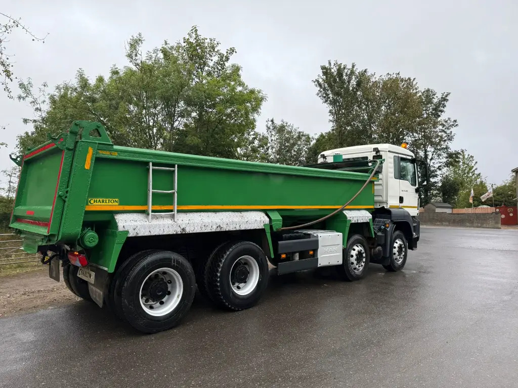 MAN TGS 35.400 8x4 Tipper (XSK) - Billenőplatós teherautó: 5 kép. MAN TGS 35.400 8x4 Tipper (XSK) - Billenőplatós teherautó: 5 kép.