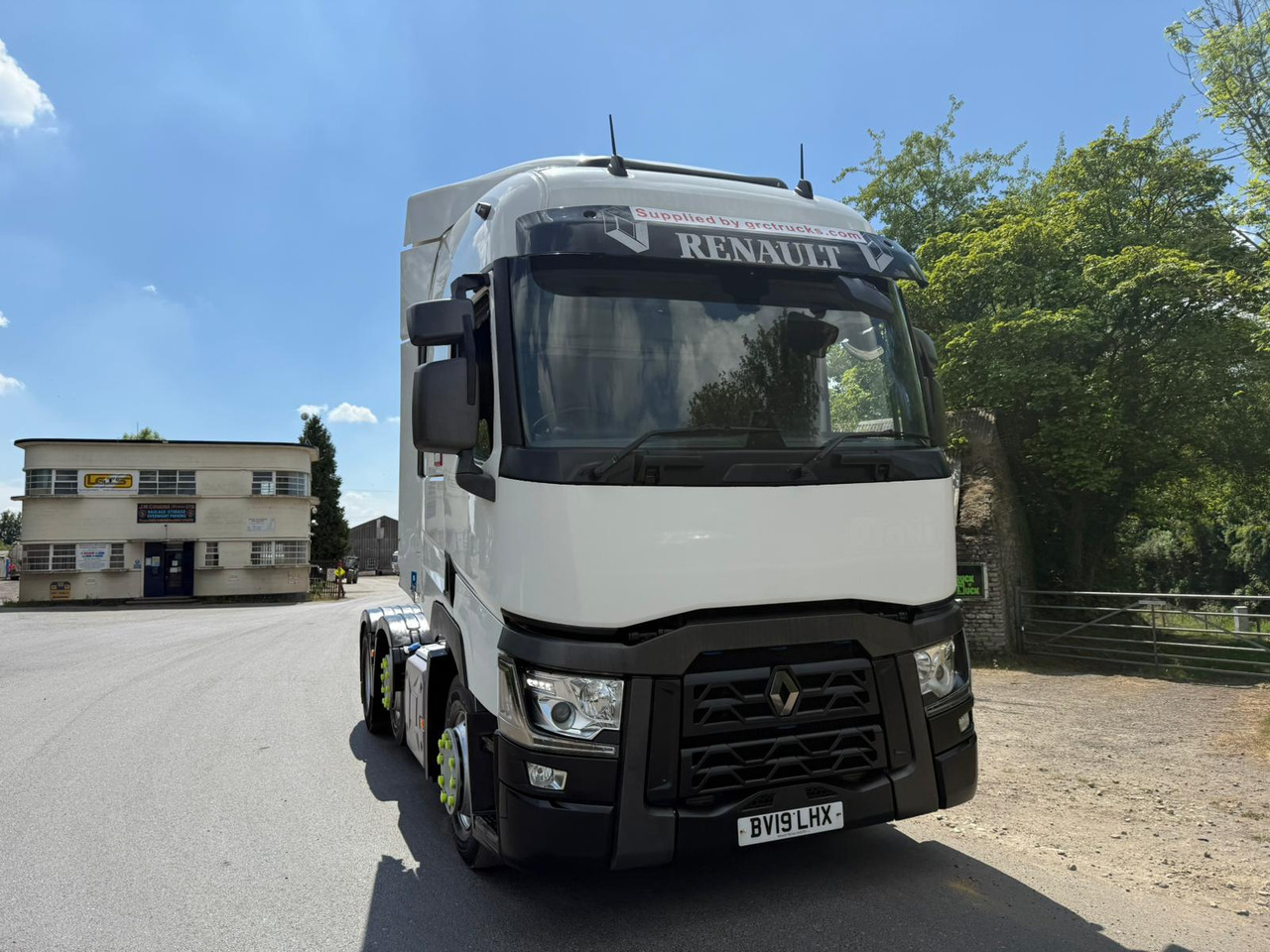 Renault T Range 460 DXI RHD - Nyergesvontató: 4 kép. Renault T Range 460 DXI RHD - Nyergesvontató: 4 kép.