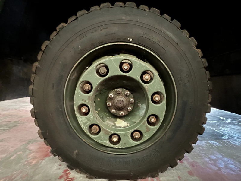 Mercedes-Benz 1017 A/4X4 (7x in stock) - Teherautó: 4 kép. Mercedes-Benz 1017 A/4X4 (7x in stock) - Teherautó: 4 kép.