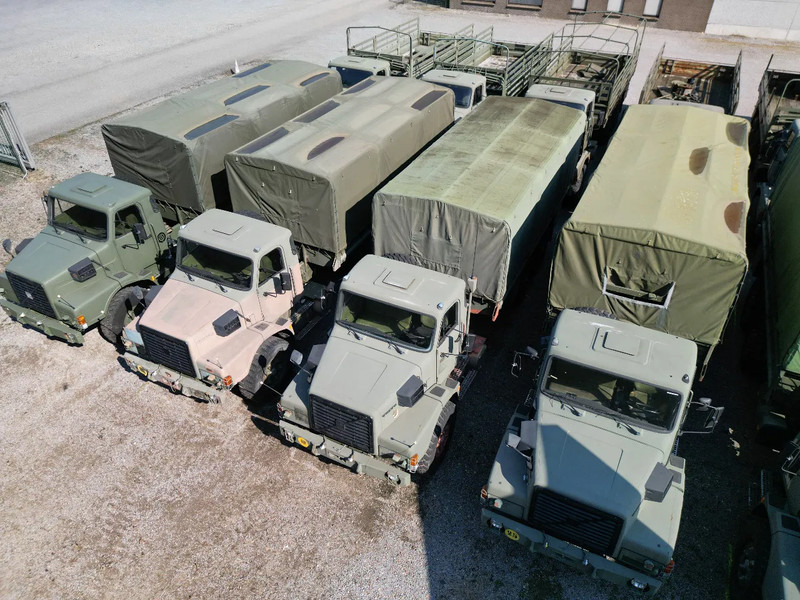 Volvo N 10 6X4 L - CARGO (11x stock) - Teherautó: 2 kép. Volvo N 10 6X4 L - CARGO (11x stock) - Teherautó: 2 kép.
