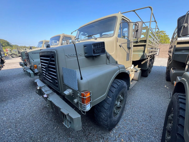 Volvo N 10 6X4 L - CARGO (11x stock) - Teherautó: 5 kép. Volvo N 10 6X4 L - CARGO (11x stock) - Teherautó: 5 kép.