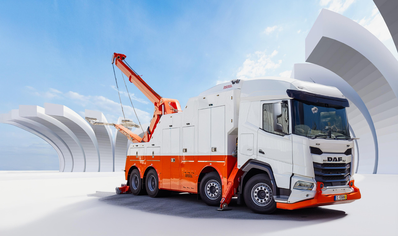 DAF530 FAD 8x4 T-REX 5- winches WHITE RHD - Vontató: 1 kép. DAF530 FAD 8x4 T-REX 5- winches WHITE RHD - Vontató: 1 kép.