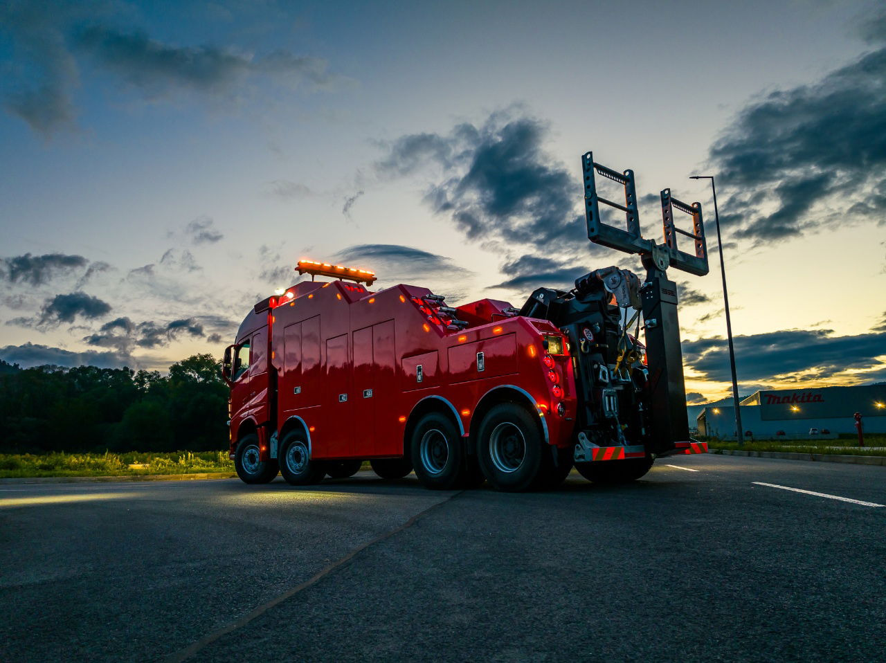 Volvo FH NEW ER4120 5 winches T-REX Volvo FH 540 8x4 WB6,0 White - Vontató: 4 kép. Volvo FH NEW ER4120 5 winches T-REX Volvo FH 540 8x4 WB6,0 White - Vontató: 4 kép.