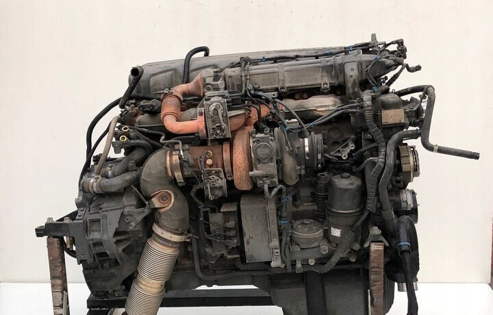DAF MX13340 DAF XF 106 CF truck - Motor - Teherautó: 4 kép. DAF MX13340 DAF XF 106 CF truck - Motor - Teherautó: 4 kép.