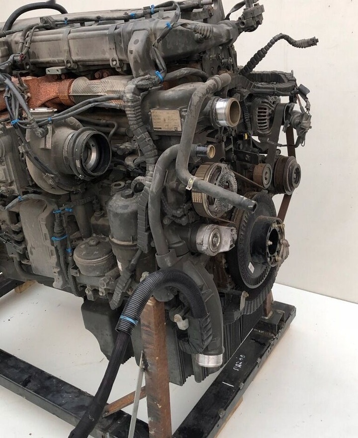 DAF MX13340 DAF XF 106 CF truck - Motor - Teherautó: 1 kép. DAF MX13340 DAF XF 106 CF truck - Motor - Teherautó: 1 kép.