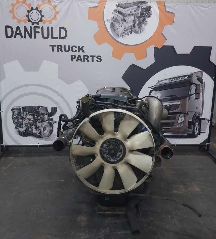 IVECO F3AE3681 IVECO Stralis Cursor 10 - Motor - Teherautó: 2 kép. IVECO F3AE3681 IVECO Stralis Cursor 10 - Motor - Teherautó: 2 kép.