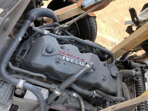 IVECO F4AFE411 IVECO EUROCARGO F4AFE411 truck - Motor - Teherautó: 5 kép. IVECO F4AFE411 IVECO EUROCARGO F4AFE411 truck - Motor - Teherautó: 5 kép.