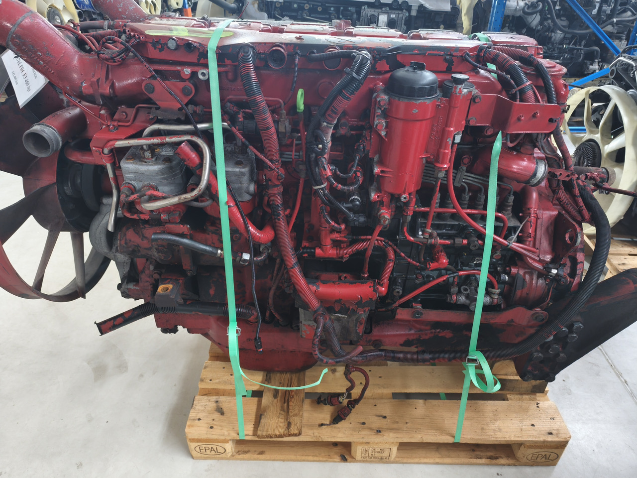 MAN D2876 LF04 MAN TGA, F2000, E2000 - Motor - Teherautó: 3 kép. MAN D2876 LF04 MAN TGA, F2000, E2000 - Motor - Teherautó: 3 kép.