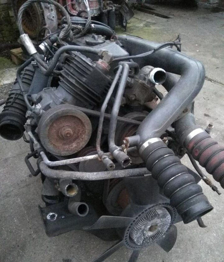Mercedes-Benz OM364LA Mercedes-Benz - Motor - Teherautó: 5 kép. Mercedes-Benz OM364LA Mercedes-Benz - Motor - Teherautó: 5 kép.