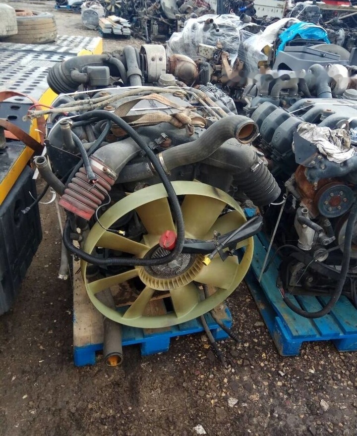 Mercedes-Benz OM501LA Mercedes-Benz ACTROS MP1 - Motor - Teherautó: 1 kép. Mercedes-Benz OM501LA Mercedes-Benz ACTROS MP1 - Motor - Teherautó: 1 kép.